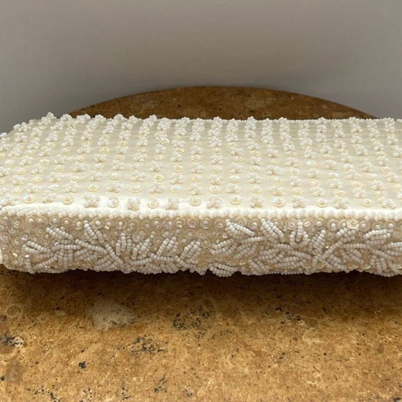 Vintage Stunning White Sequin Beaded Handmade Front Flap Clutch Purse Hong Kong - Picture 7 of 13
